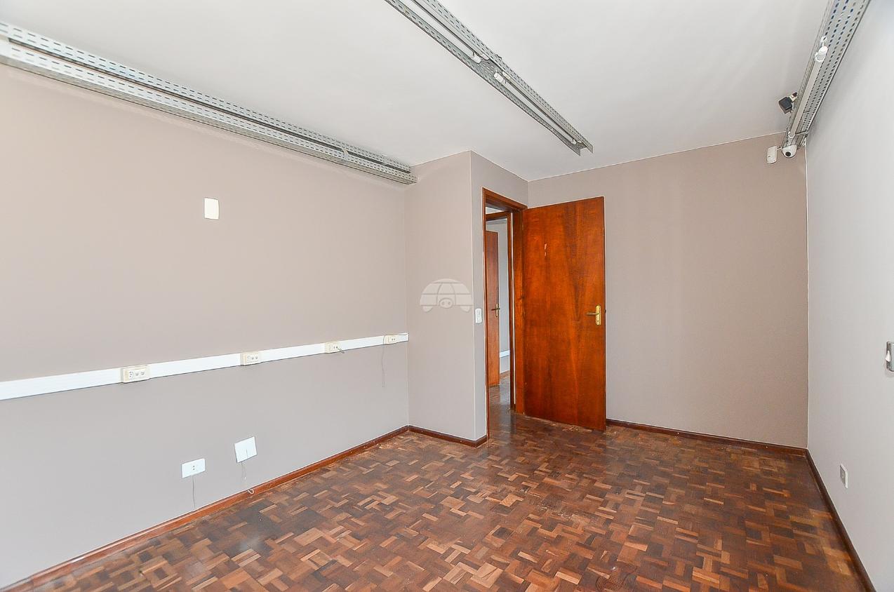 Sobrado à venda com 4 quartos, 238m² - Foto 18