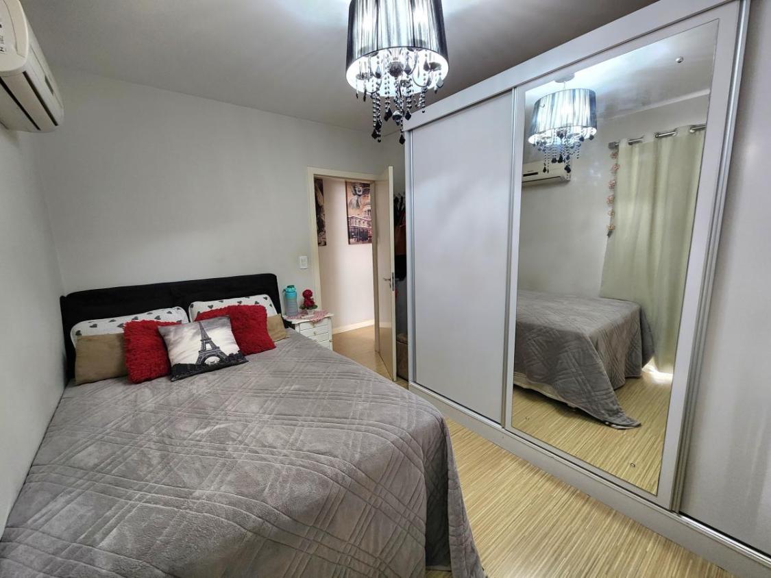 Apartamento à venda com 3 quartos, 140m² - Foto 8