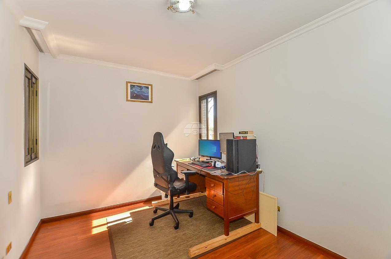 Apartamento à venda com 4 quartos, 201m² - Foto 16