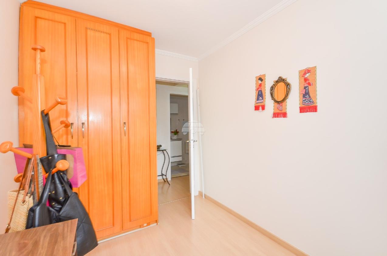 Apartamento à venda com 3 quartos, 77m² - Foto 9