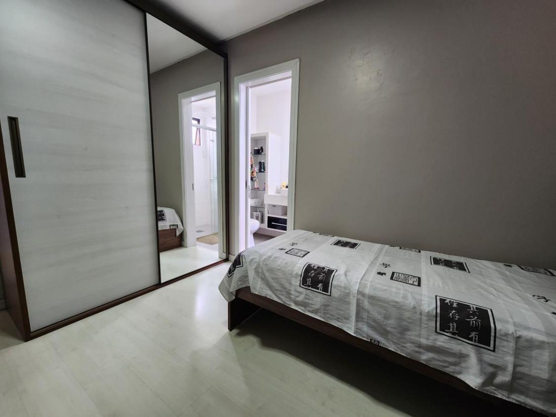 Apartamento à venda com 3 quartos, 165m² - Foto 8