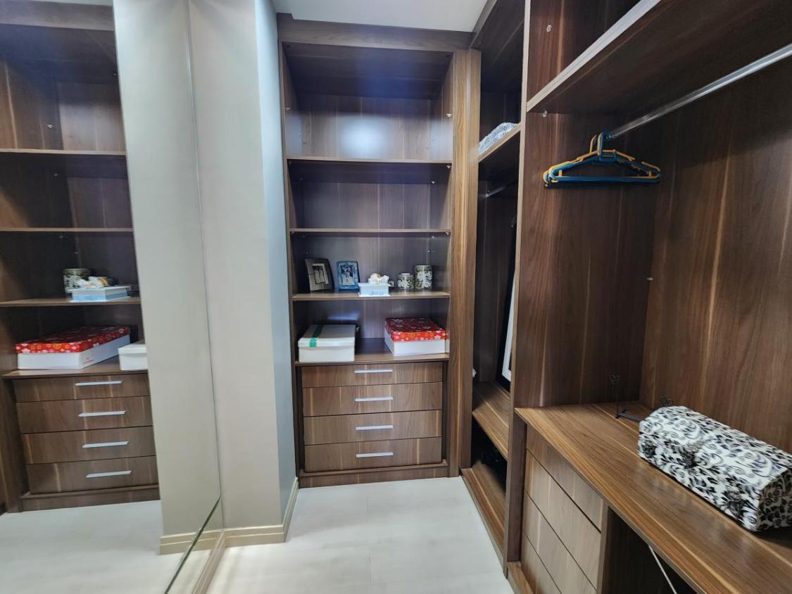 Apartamento à venda com 3 quartos, 165m² - Foto 9