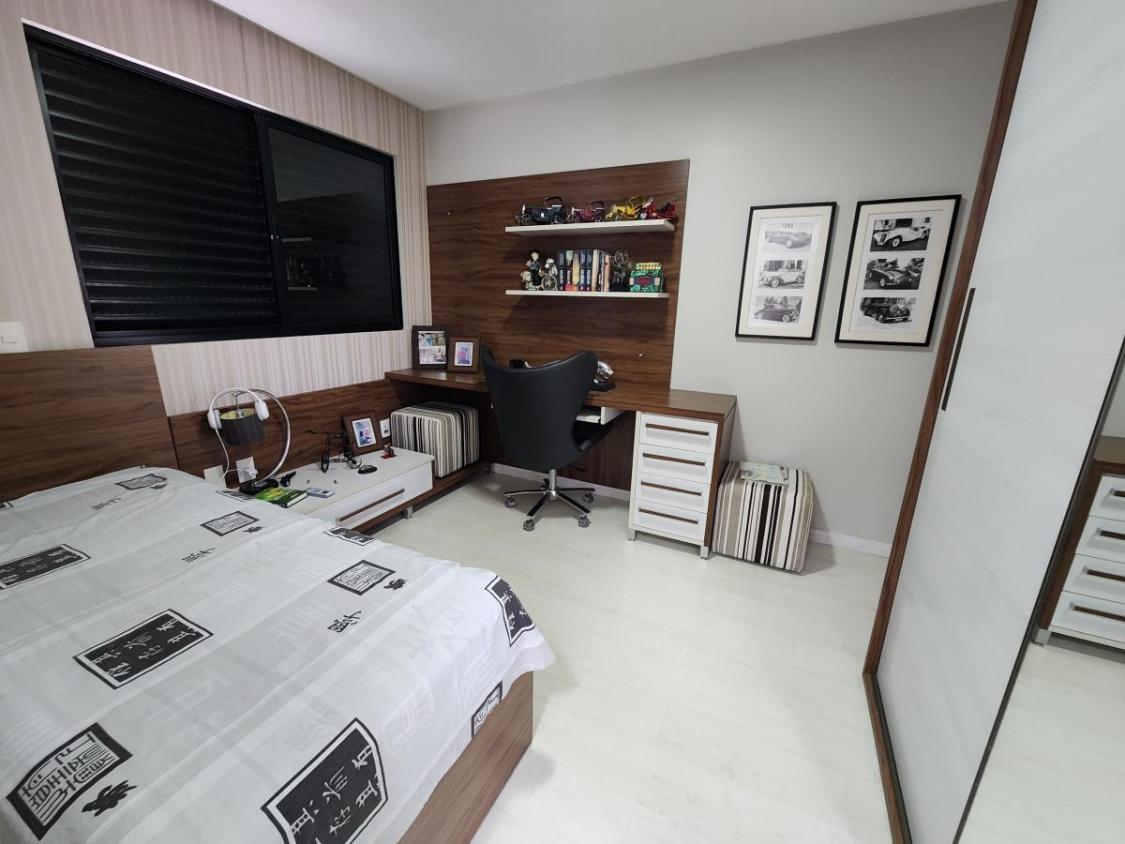 Apartamento à venda com 3 quartos, 165m² - Foto 11