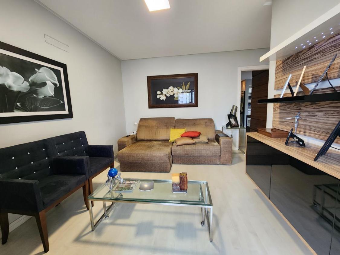 Apartamento à venda com 3 quartos, 165m² - Foto 12