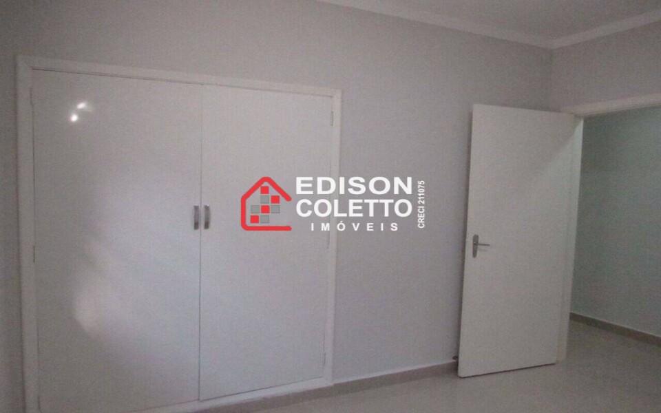 Casa à venda e aluguel com 3 quartos, 170m² - Foto 19