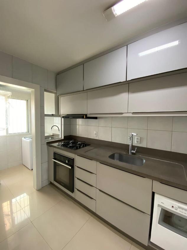 Apartamento à venda com 3 quartos, 84m² - Foto 3