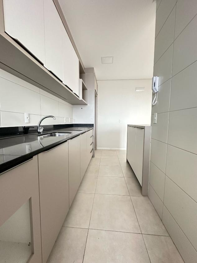 Apartamento à venda com 2 quartos, 68m² - Foto 11