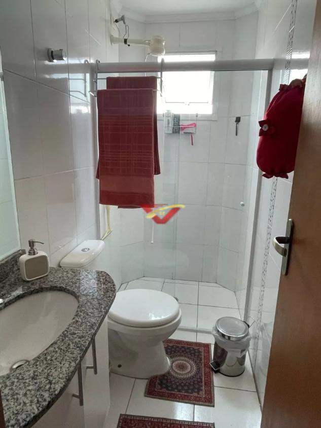 Apartamento à venda com 2 quartos, 70m² - Foto 15