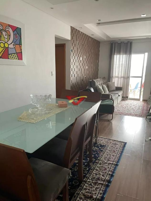 Apartamento à venda com 2 quartos, 70m² - Foto 5