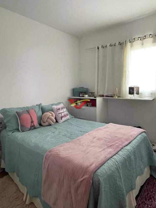 Apartamento à venda com 2 quartos, 70m² - Foto 12