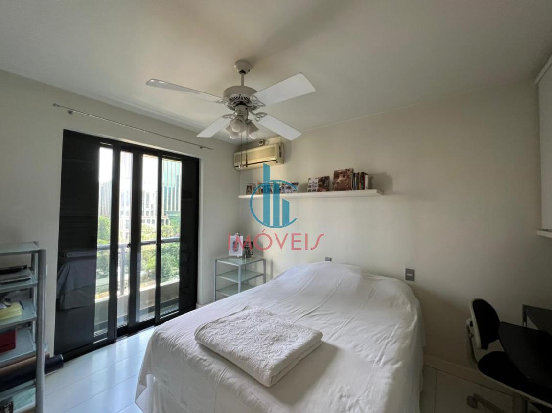 Apartamento à venda e aluguel com 4 quartos, 220m² - Foto 12