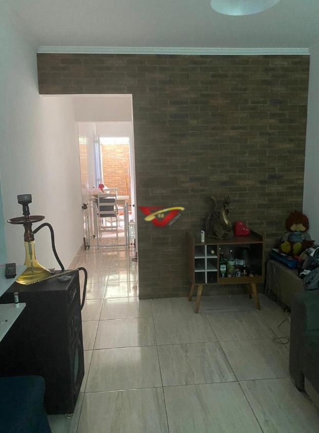 Sobrado à venda com 2 quartos, 55m² - Foto 1