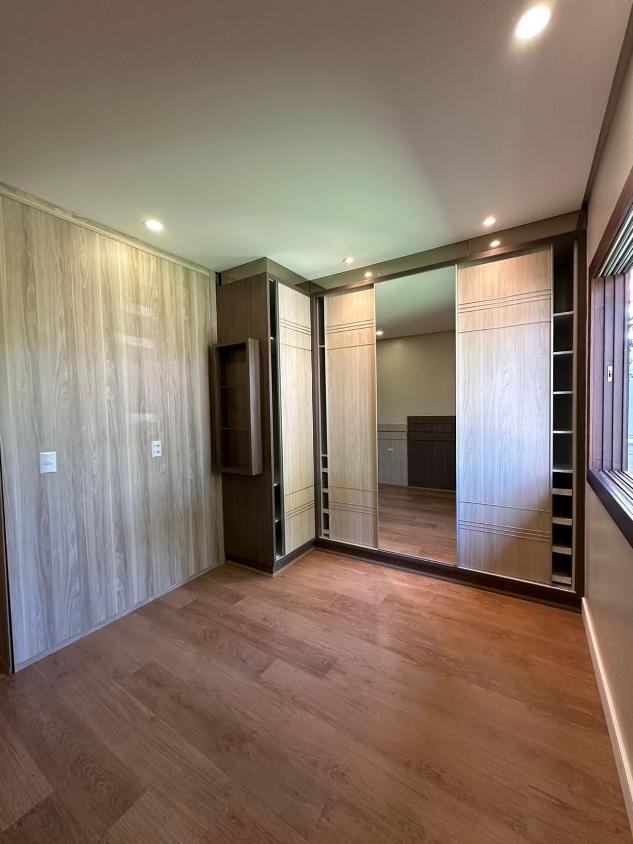 Casa à venda com 3 quartos, 300m² - Foto 16