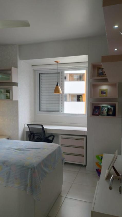 Apartamento à venda com 3 quartos, 94m² - Foto 9