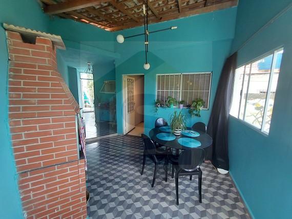 Casa à venda com 2 quartos, 70m² - Foto 18