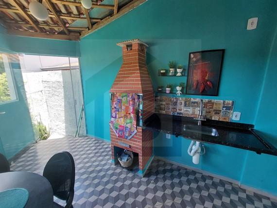 Casa à venda com 2 quartos, 70m² - Foto 6