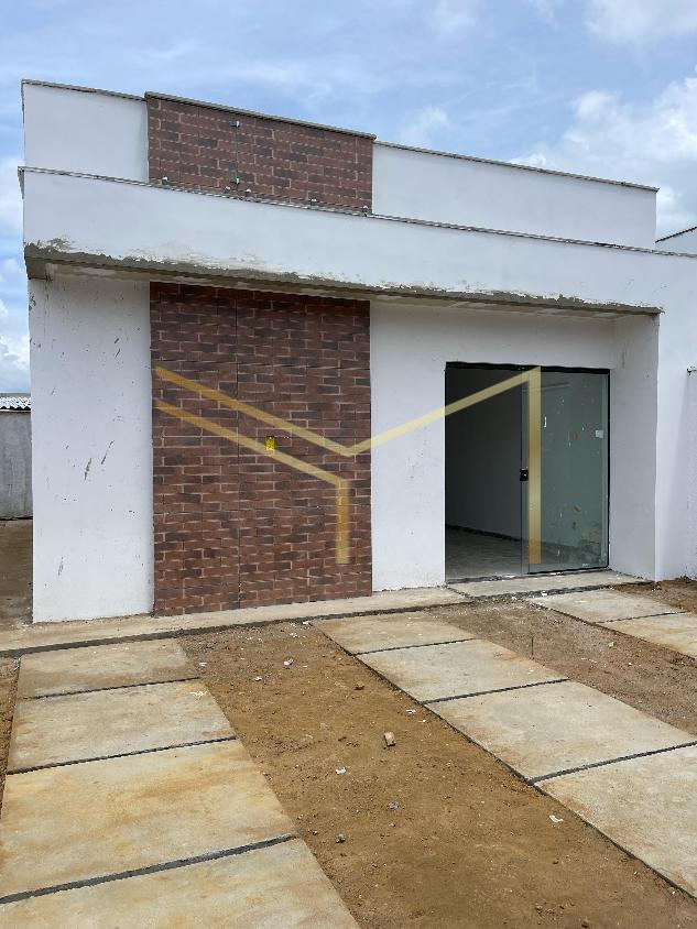 Casa à venda com 2 quartos, 52m² - Foto 1