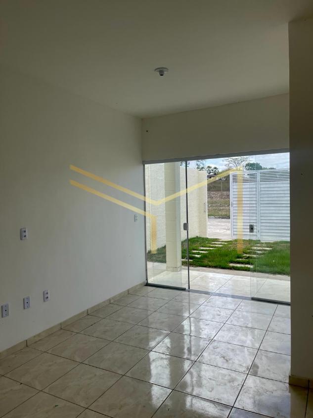 Casa à venda com 2 quartos, 59m² - Foto 4