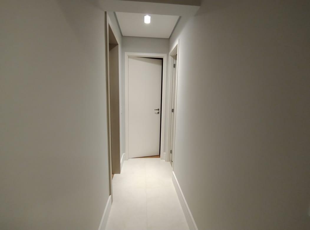 Apartamento à venda com 3 quartos, 108m² - Foto 10