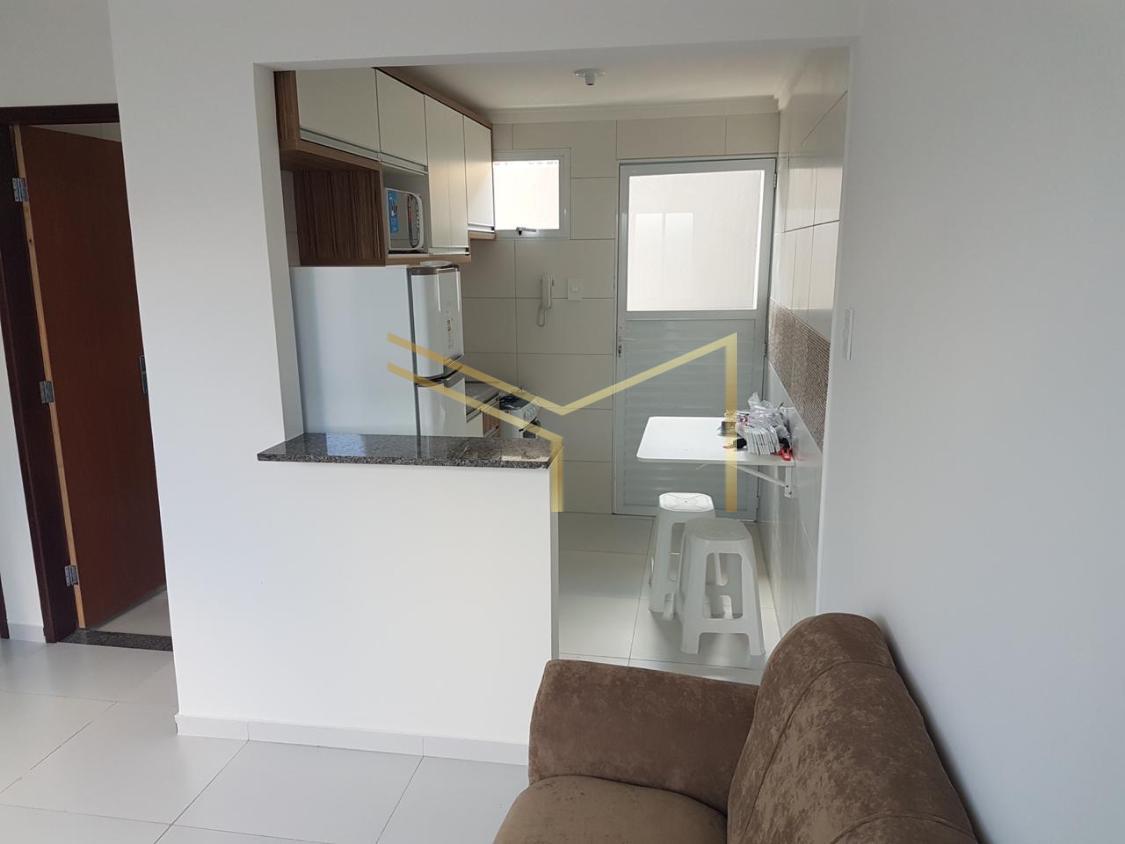 Casa para alugar com 2 quartos, 40m² - Foto 8