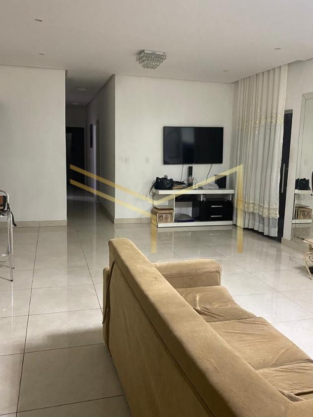 Casa à venda com 4 quartos, 250m² - Foto 16