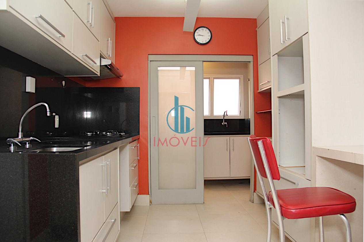 Apartamento à venda com 3 quartos, 158m² - Foto 10