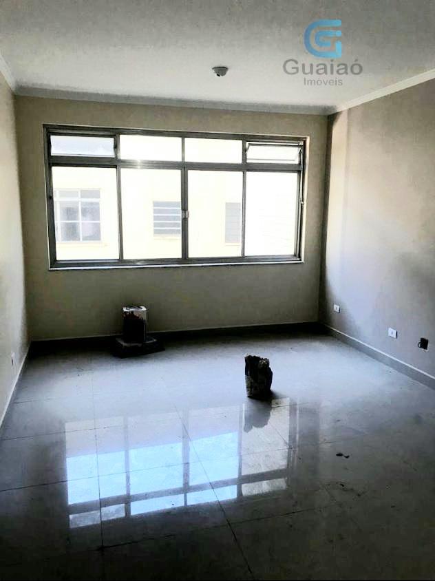 Apartamento à venda com 3 quartos, 94m² - Foto 3