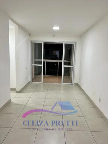 Apartamento à venda com 2 quartos, 65m² - Foto 3