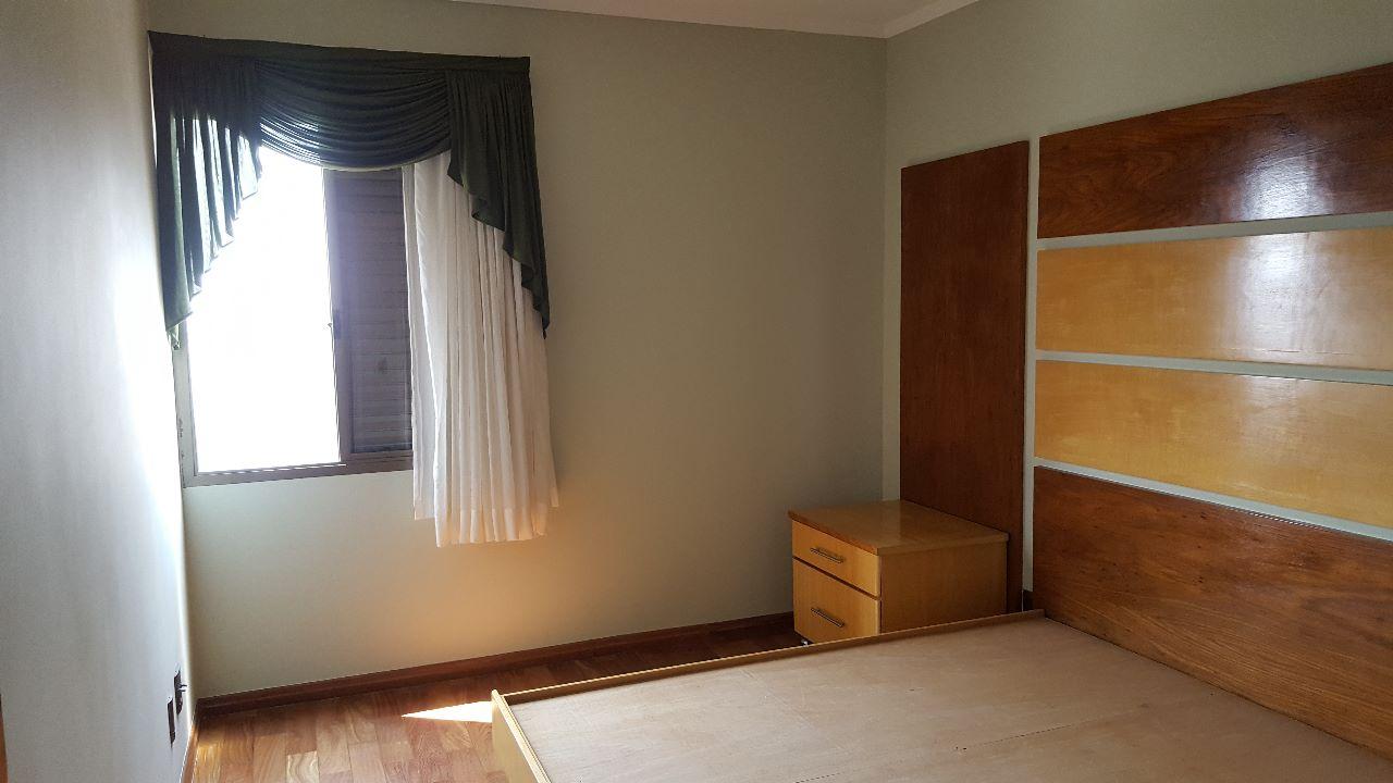 Apartamento para alugar com 3 quartos, 100m² - Foto 14