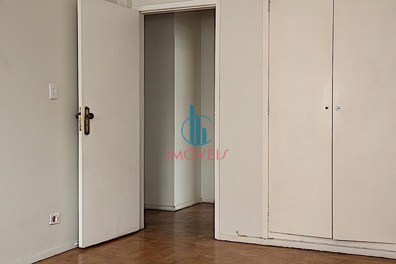 Apartamento à venda com 3 quartos, 178m² - Foto 8