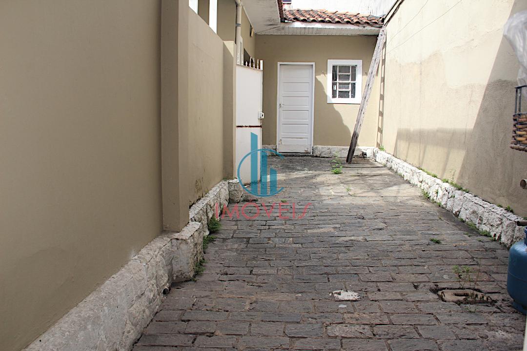 Casa à venda com 3 quartos, 180m² - Foto 13