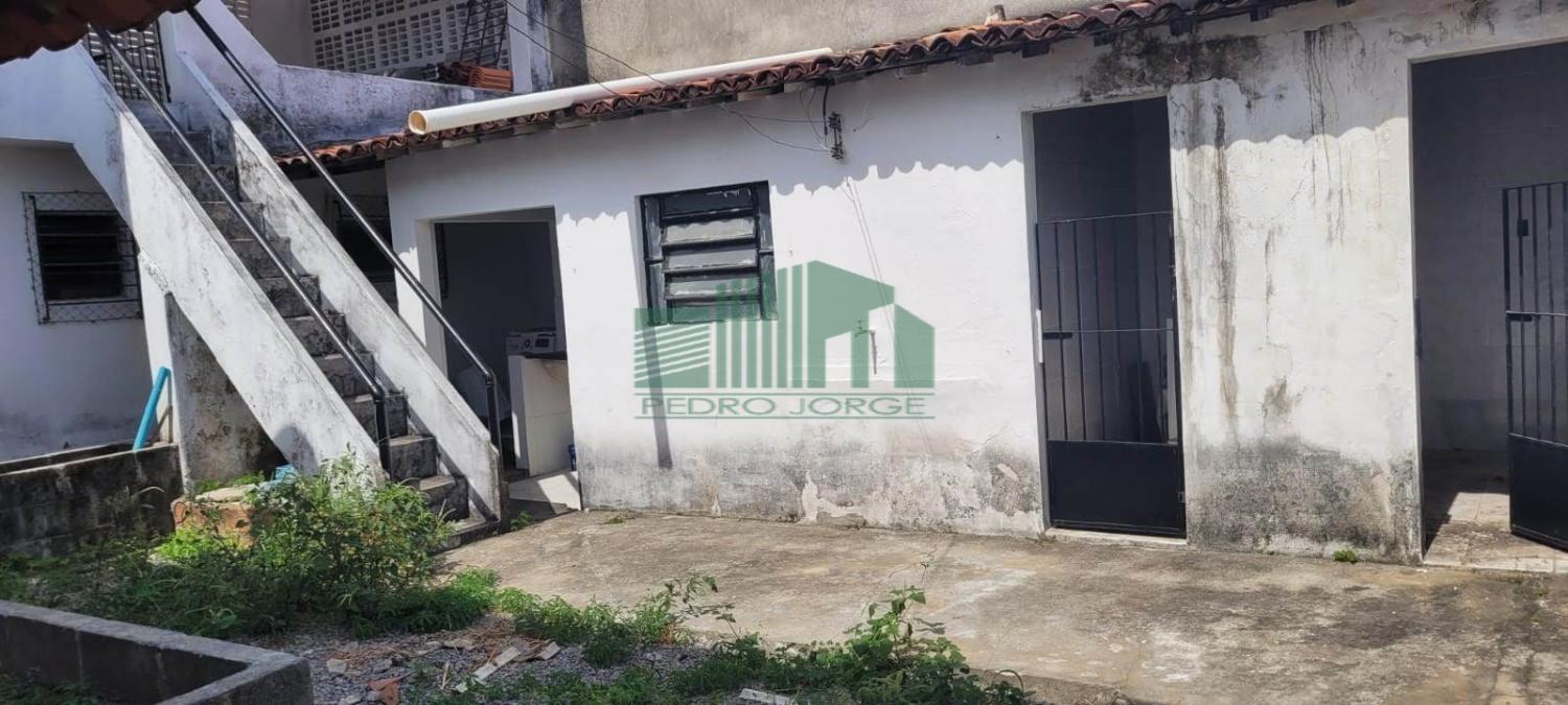 Casa à venda com 4 quartos, 190m² - Foto 18