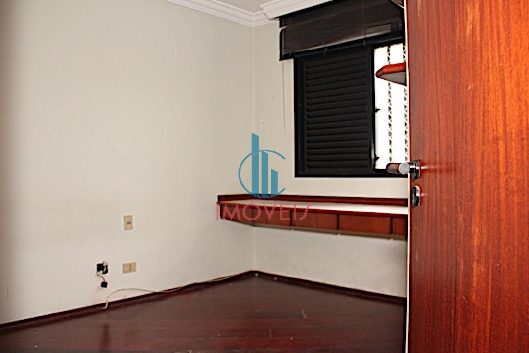 Apartamento à venda com 3 quartos, 112m² - Foto 15