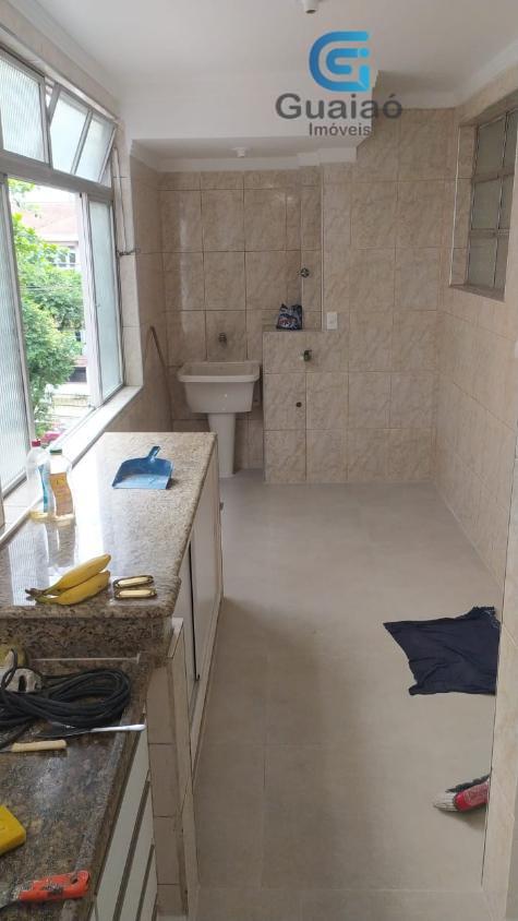 Apartamento à venda com 3 quartos, 140m² - Foto 2