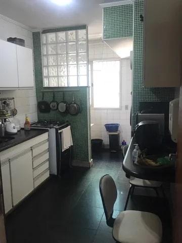 Apartamento à venda com 3 quartos, 90m² - Foto 4