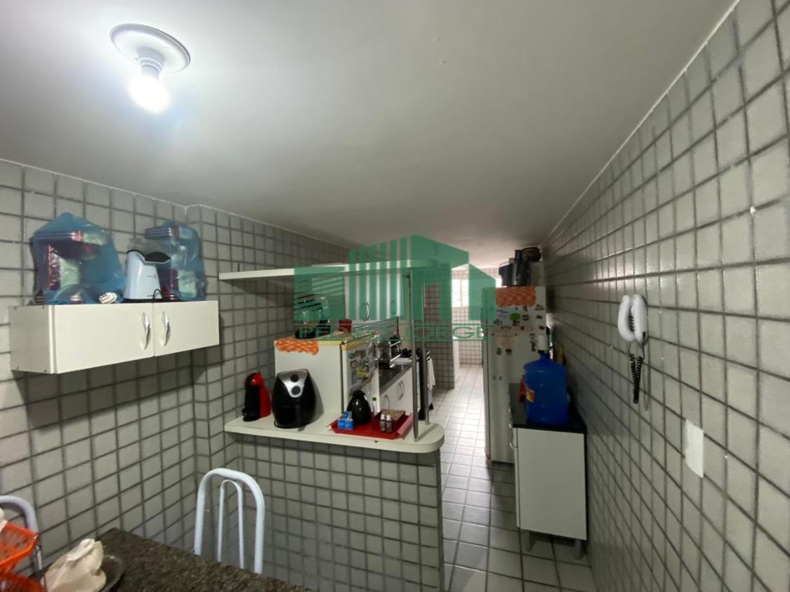 Apartamento à venda e aluguel com 4 quartos, 160m² - Foto 11