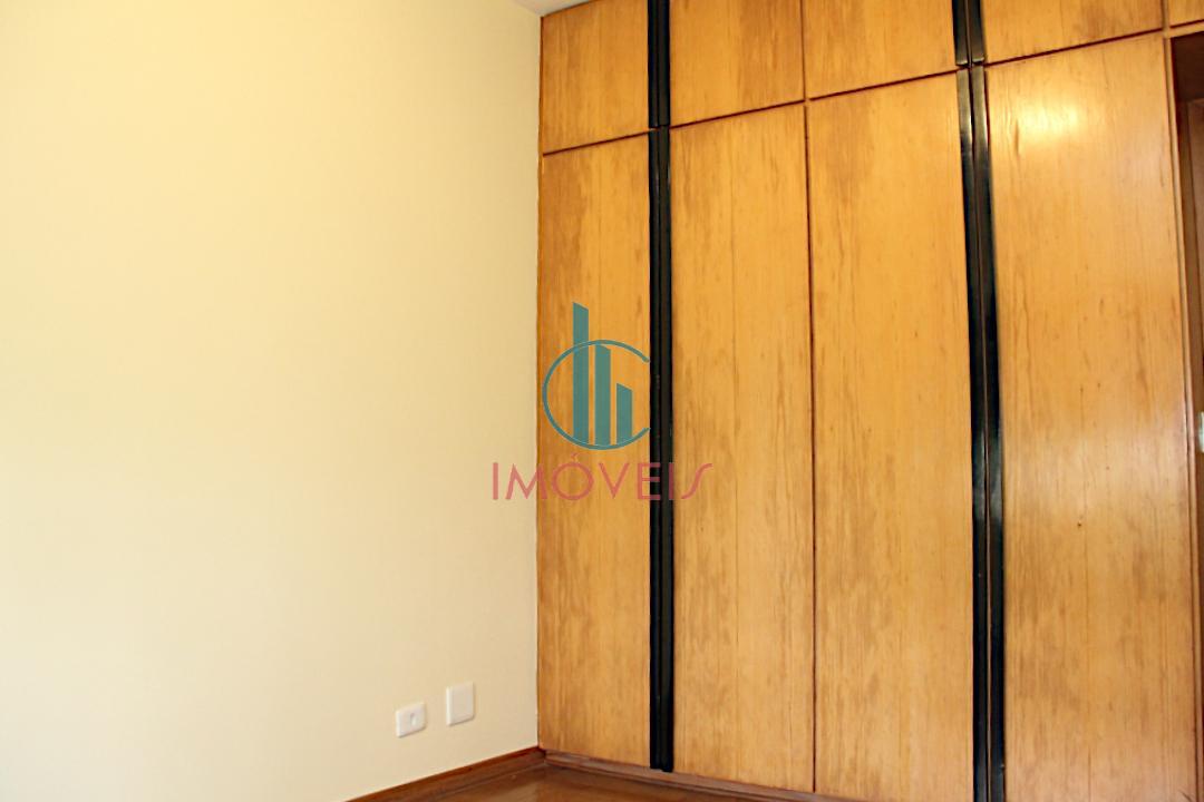 Apartamento à venda com 5 quartos, 220m² - Foto 18