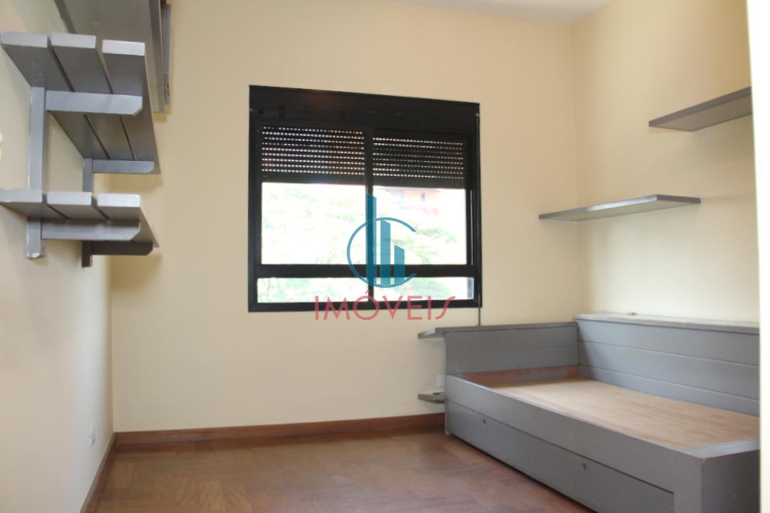 Apartamento à venda com 5 quartos, 220m² - Foto 20