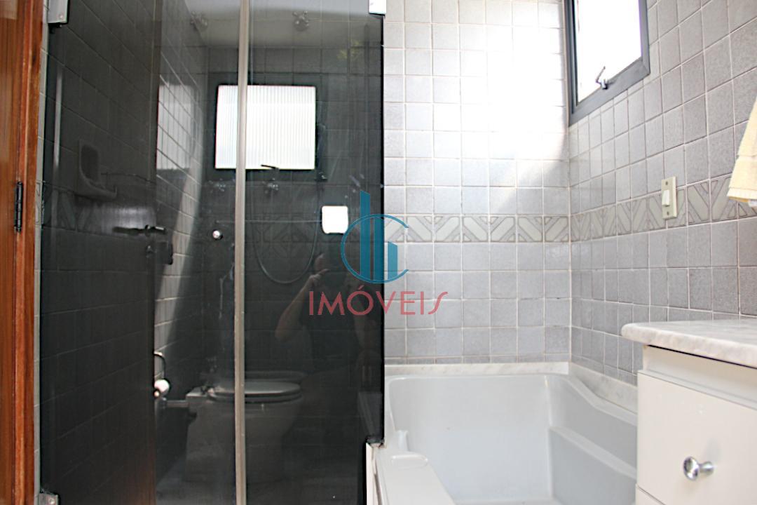 Apartamento à venda com 5 quartos, 220m² - Foto 35