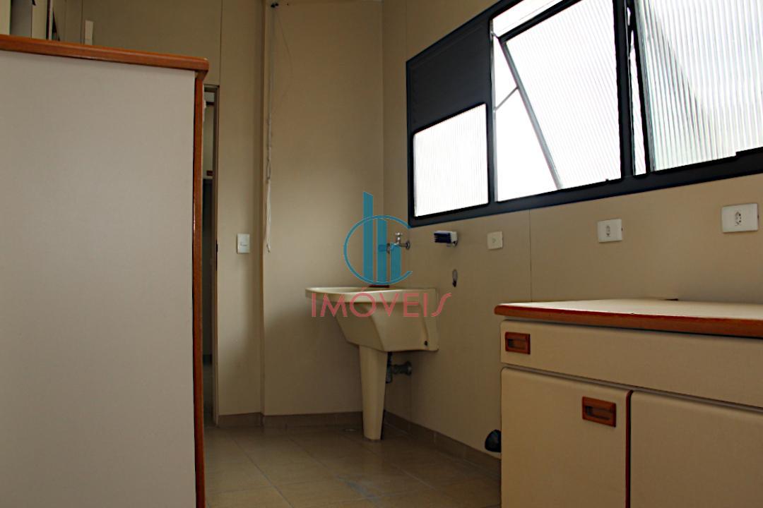 Apartamento à venda com 5 quartos, 220m² - Foto 37