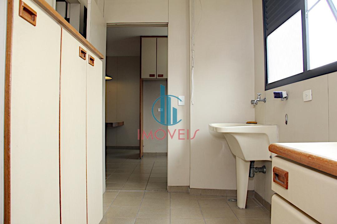 Apartamento à venda com 5 quartos, 220m² - Foto 39