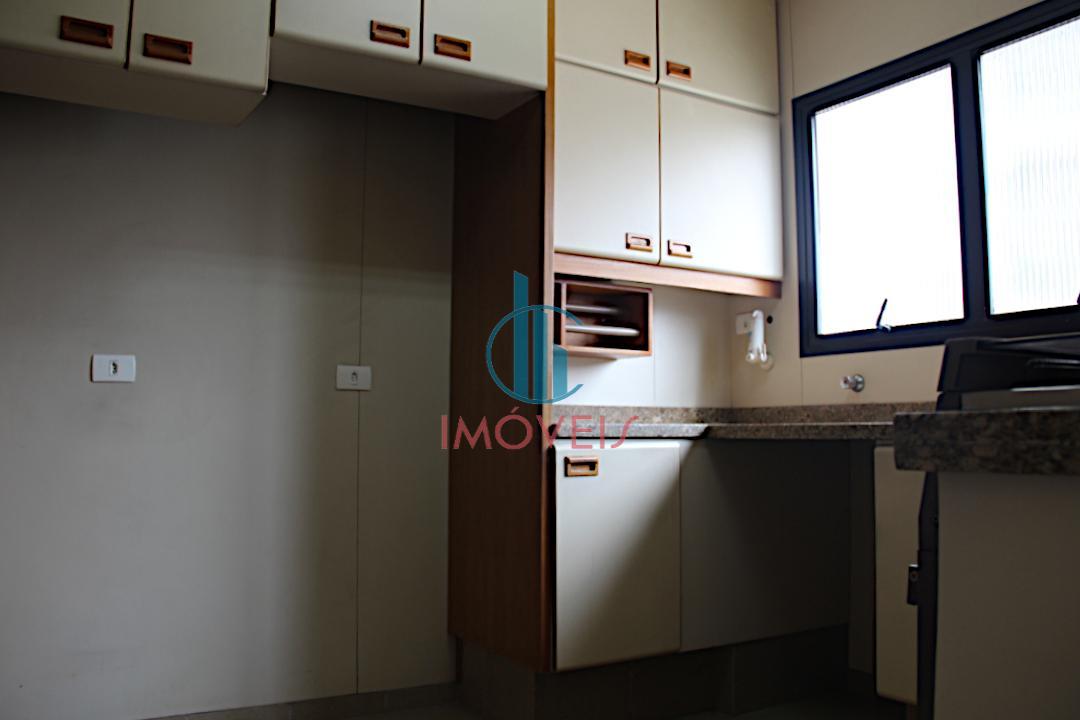 Apartamento à venda com 5 quartos, 220m² - Foto 48