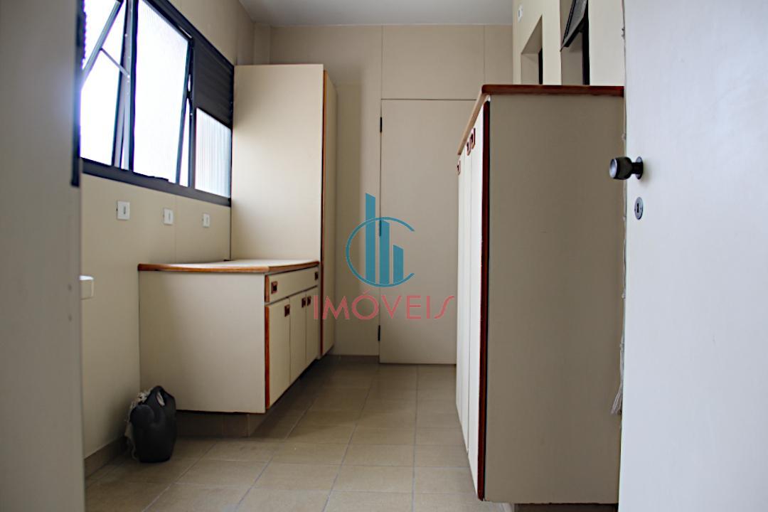 Apartamento à venda com 5 quartos, 220m² - Foto 41