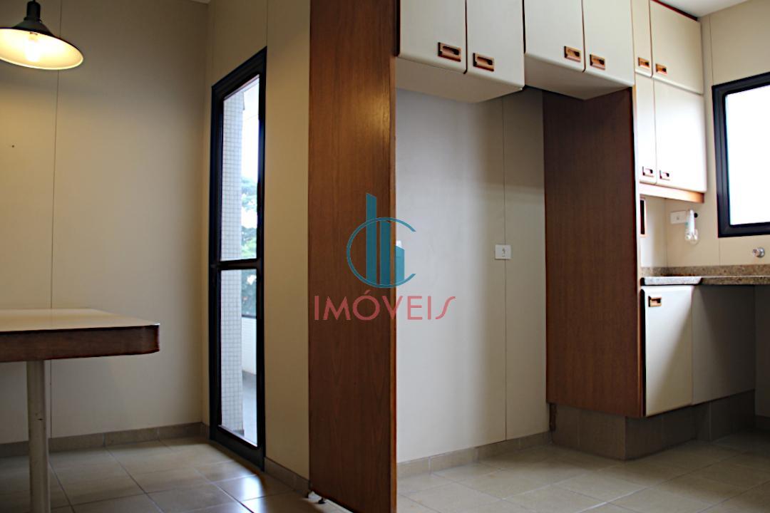 Apartamento à venda com 5 quartos, 220m² - Foto 43