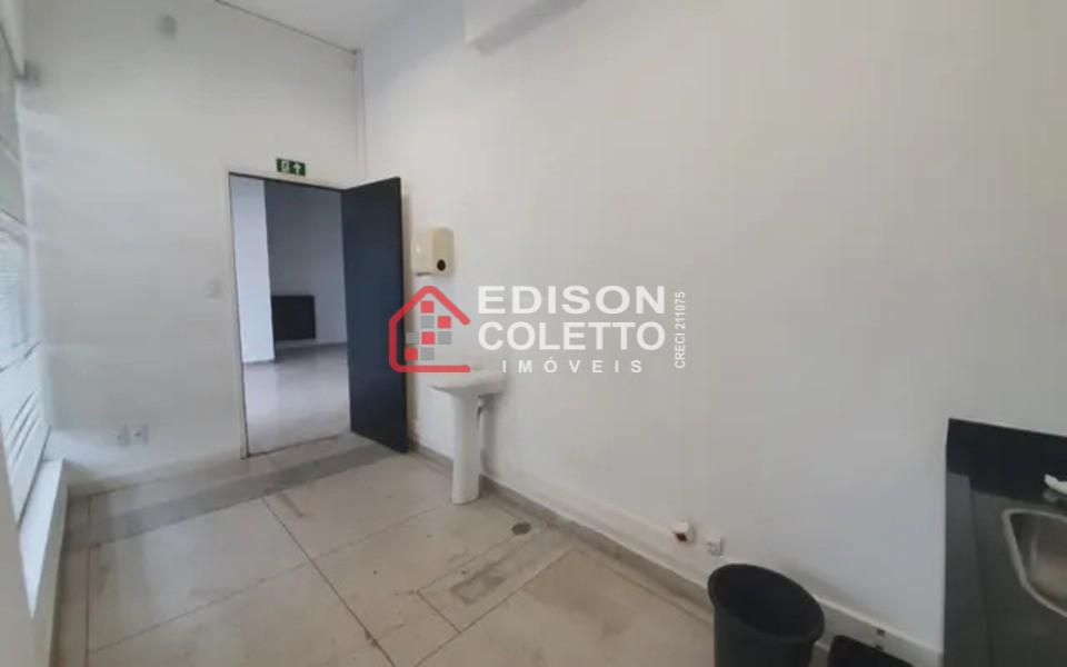 Prédio Inteiro para alugar, 606m² - Foto 17