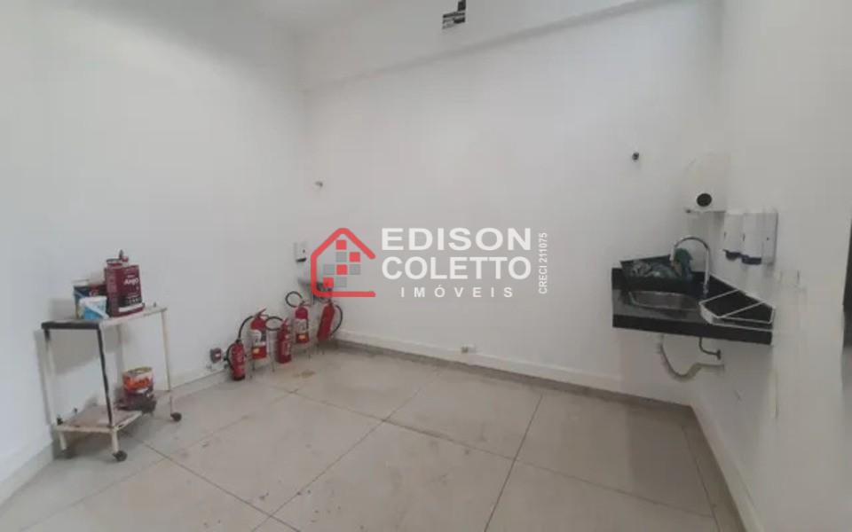 Prédio Inteiro para alugar, 606m² - Foto 22