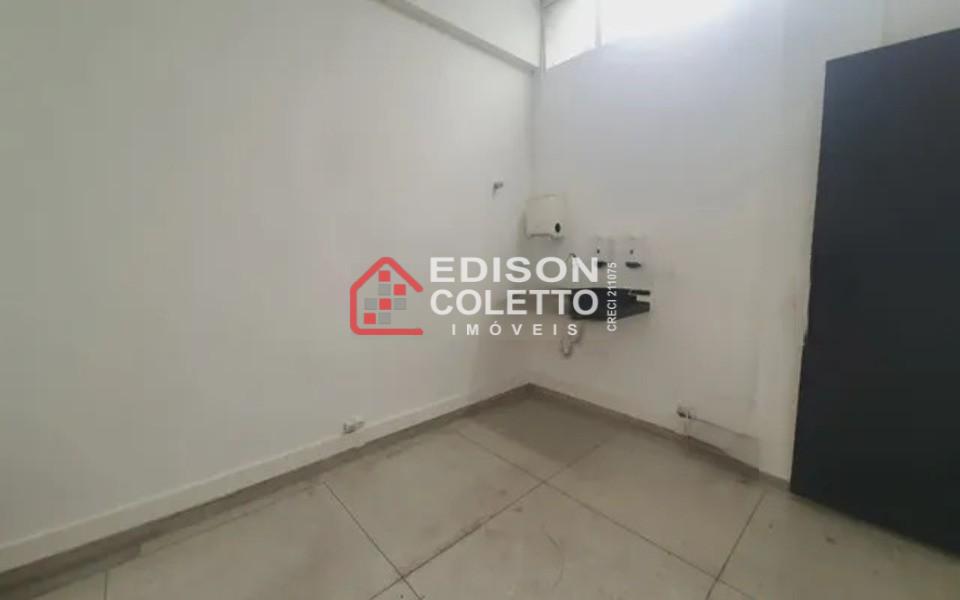 Prédio Inteiro para alugar, 606m² - Foto 24