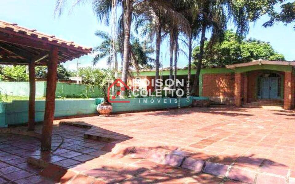 Fazenda à venda e aluguel com 4 quartos, 2250m² - Foto 19