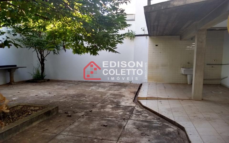 Prédio Inteiro à venda e aluguel com 6 quartos, 385m² - Foto 20