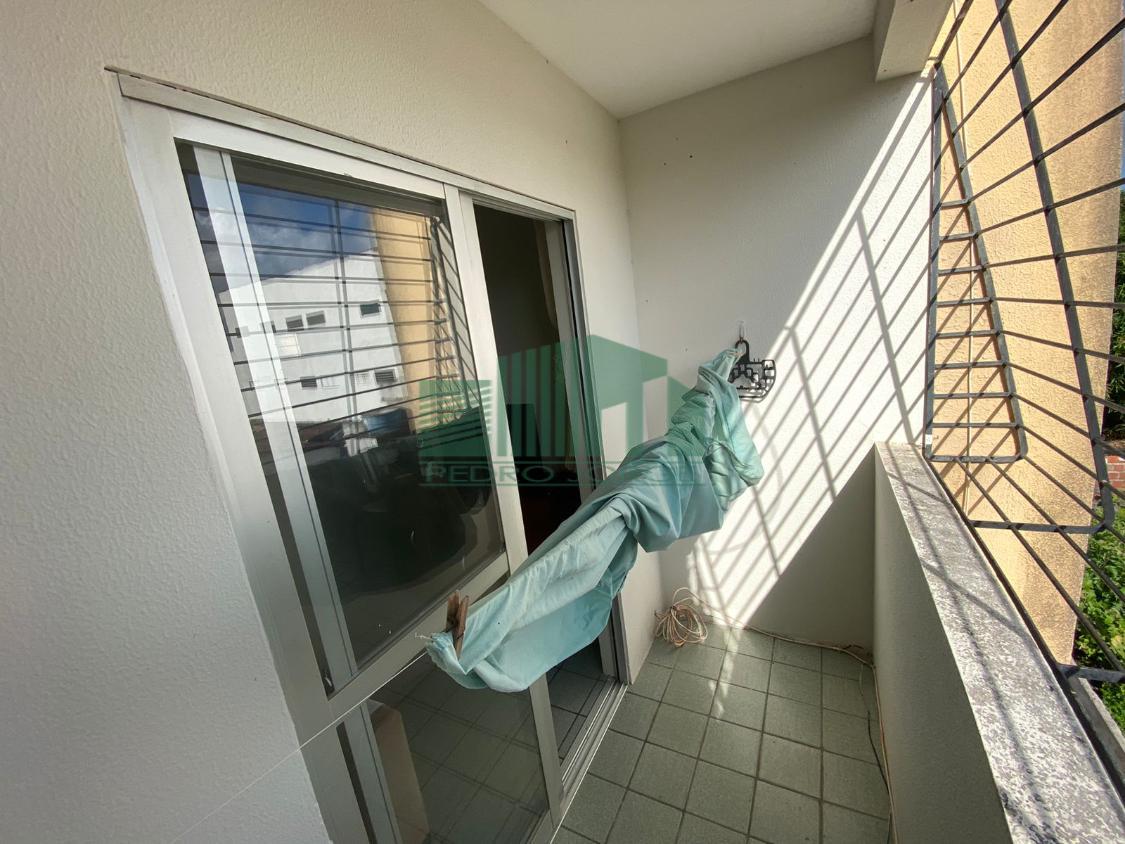 Apartamento para alugar com 3 quartos, 70m² - Foto 11